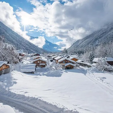 La Chapelle Aux Pieds Des Pistes * 霞慕尼