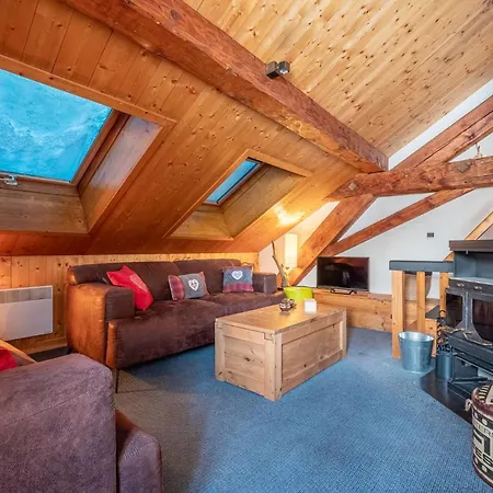 La Chapelle Aux Pieds Des Pistes Apartment