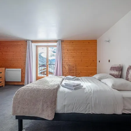 Apartment La Chapelle Aux Pieds Des Pistes Chamonix